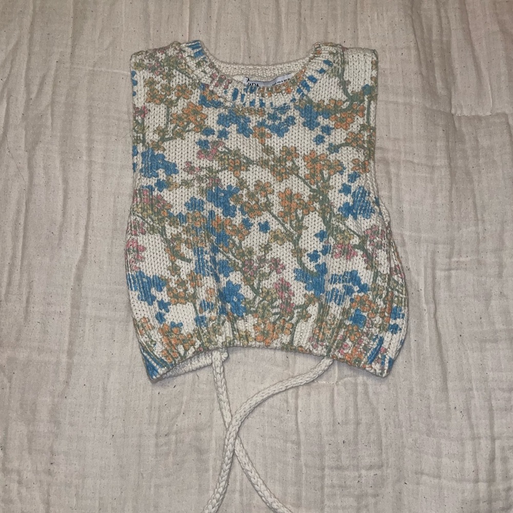 Knit floral crop top!